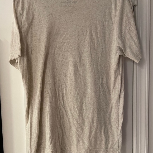 Island Water Sports surf tshirt. Very good condition - Picture 2 of 3